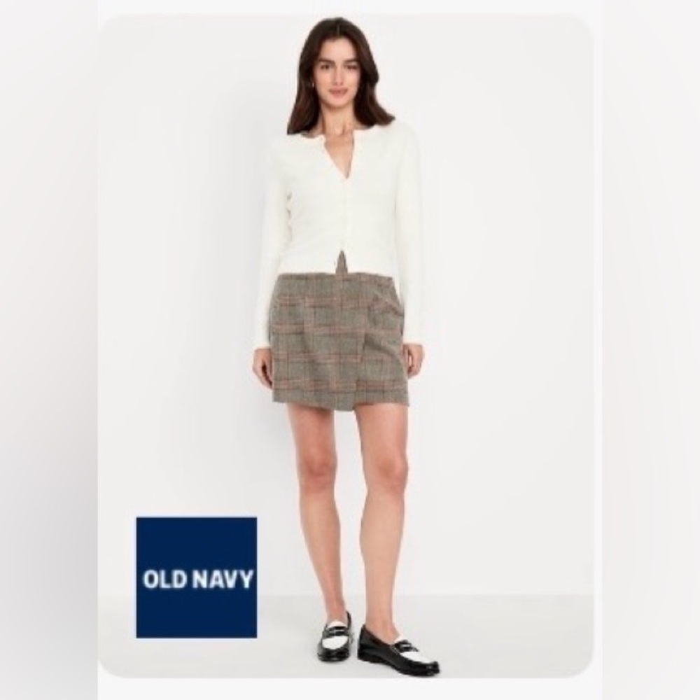 🆕 High-Waisted Wrap-Front Mini Skirt